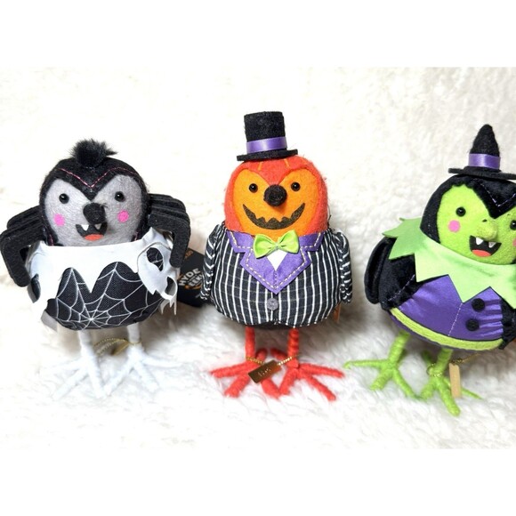 Target 2024 Hyde & EEK! Featherly Friends Halloween Fabric Birds SET OF 3 NWT - Picture 4 of 5